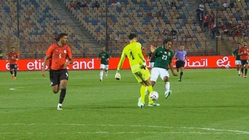 شوبير ينتقد نجله مصطفى بعد هدف جنوب إفريقيا شوبير ينتقد نجله مصطفى بعد هدف جنوب إفريقيا